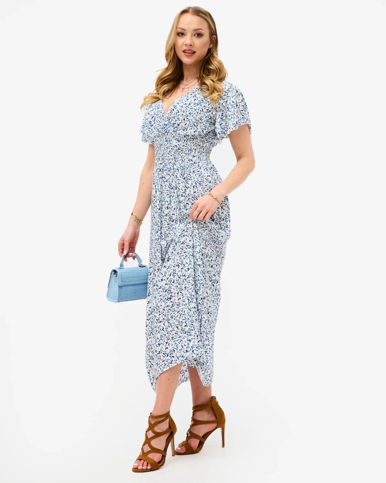 Белое женское цветочное платье с вырезом-конвертом - Одежда