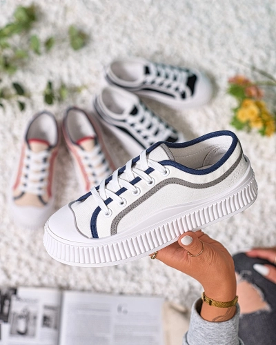 Royalfashion Женские кроссовки Casual белого цвета Lerianna