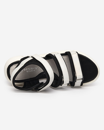 Mergaičių basutės, užsegamos lipduku, baltos spalvos Mumin-Shoes