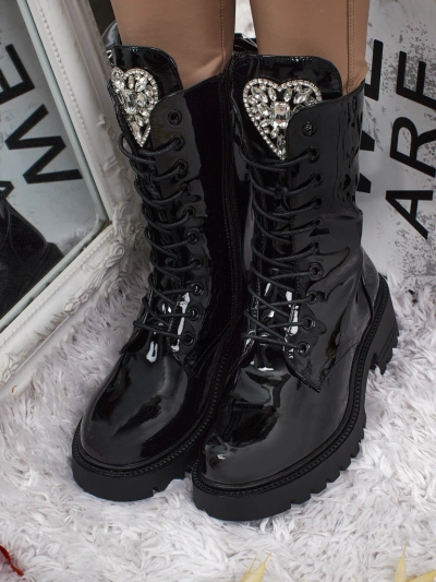 Lakieruoti šnuoruojami moteriški aulinukai Emelune