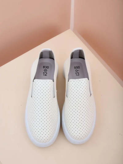 Royalfashion moterų perforuoti sportiniai batai Musio