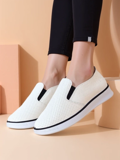 Royalfashion Moteriški perforuoti sportbačiai Musio