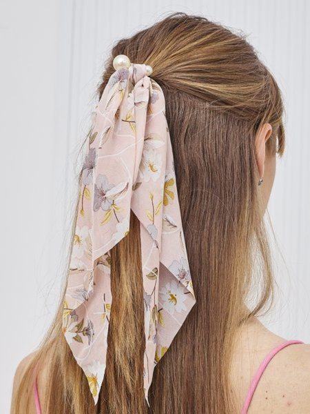 Royalfashion Plaukų gumytė su kaspinu, dekoruota mažomis gėlėmis ir perliukais Florennea