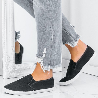 Klasyczne, czarne slip on Tila- Obuwie