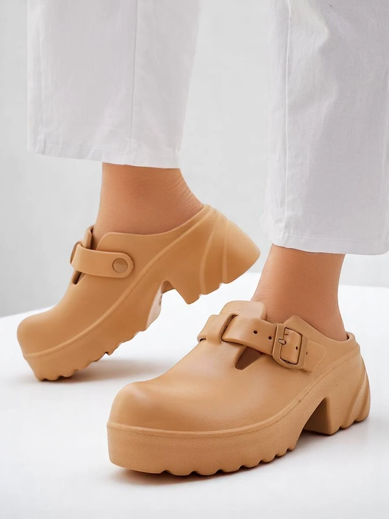 Royalfashion Женские резиновые сандалии на каблуке Voxones