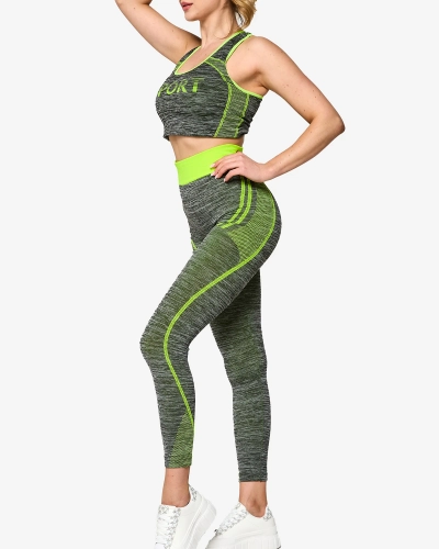 Серый женский спортивный комплект с неоново-желтыми вставками - Одежда