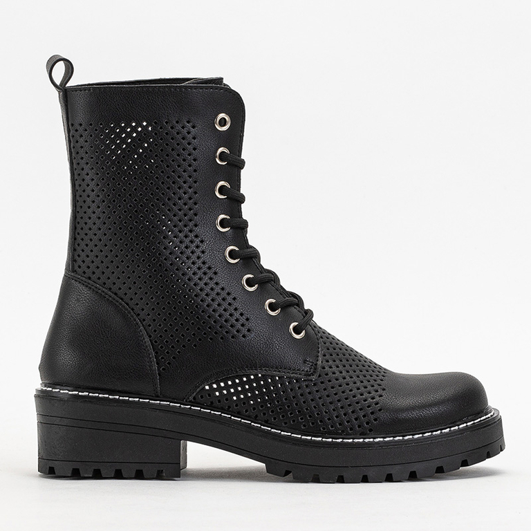 Черные женские сапоги Hazasi