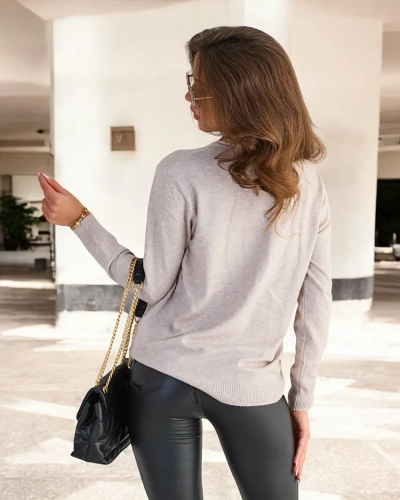 Royalfashion Smėlio ir pilkos spalvos moteriškas megztinis su širdelės formos iškirpte