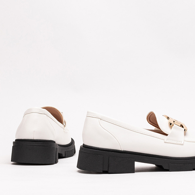 Moteriški balti batai su grandinėle Semla - Avalynė