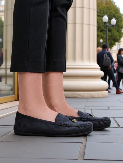 Royalfashion Матовые женские мокасины Timmone