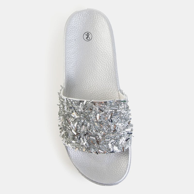 Sidabrinės moteriškos šlepetės su kubiniais cirkoniais Onesti - Avalynė