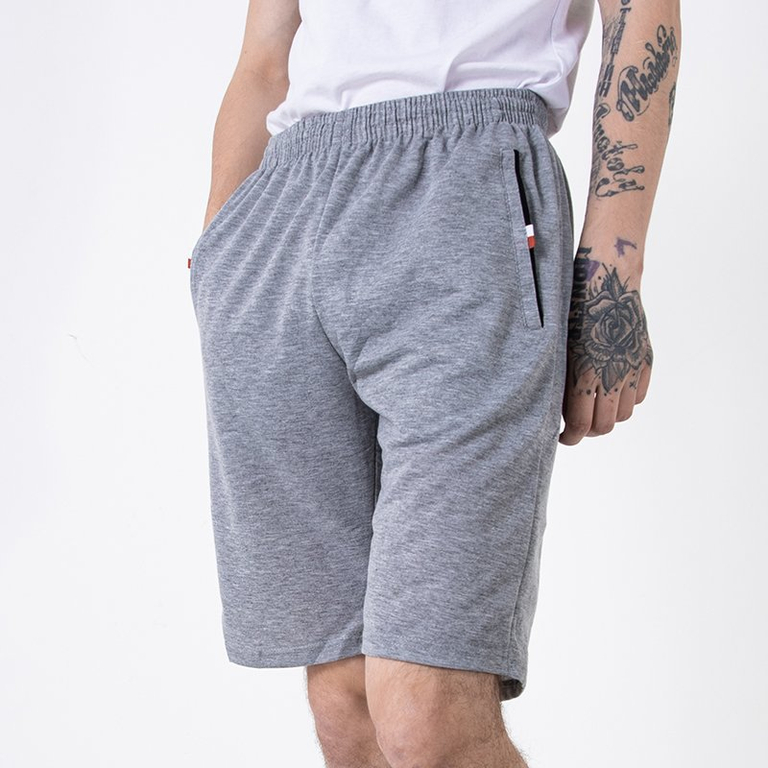 Светло-серые мужские шорты