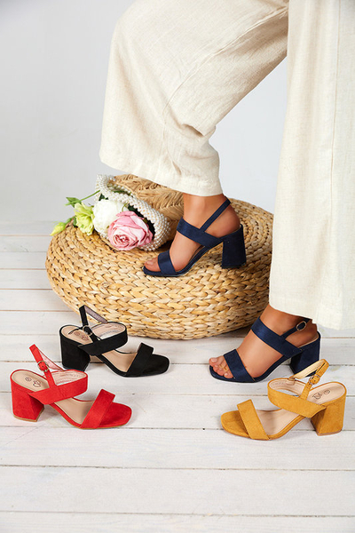 Женские босоножки темно-синие на шпильке Riddo- Обувь