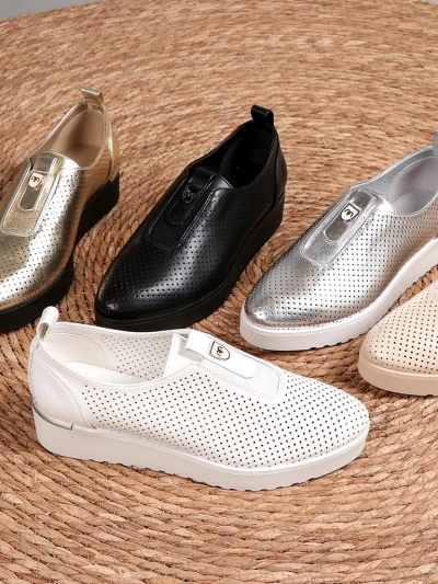 Royalfashion Slip-on moteriški perforuoti bateliai Goffies