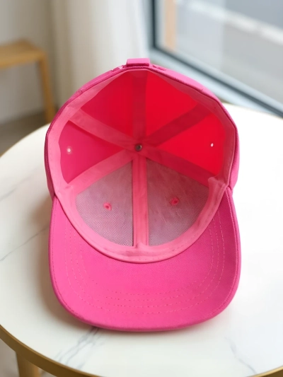 Royalfashion Mila gatvės kepurė su snapeliu