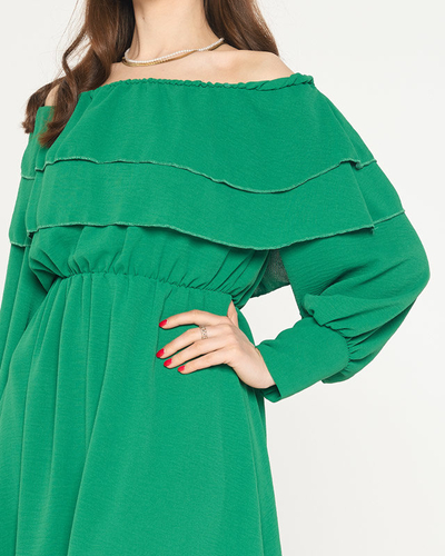 Зеленое платье с оборками