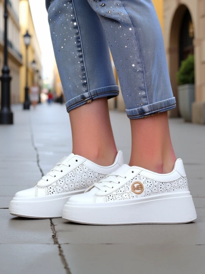 Женские кроссовки Aelia Royalfashion на платформе белые ажурные экрю