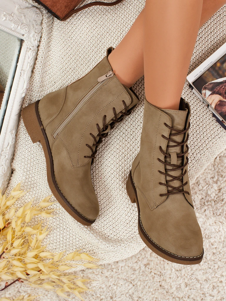 Eko odos matiniai aulinukai su raišteliais moterims Treviline