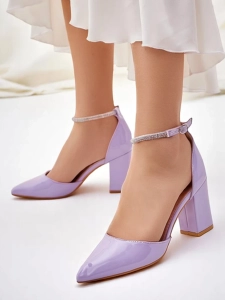 фиолетовый