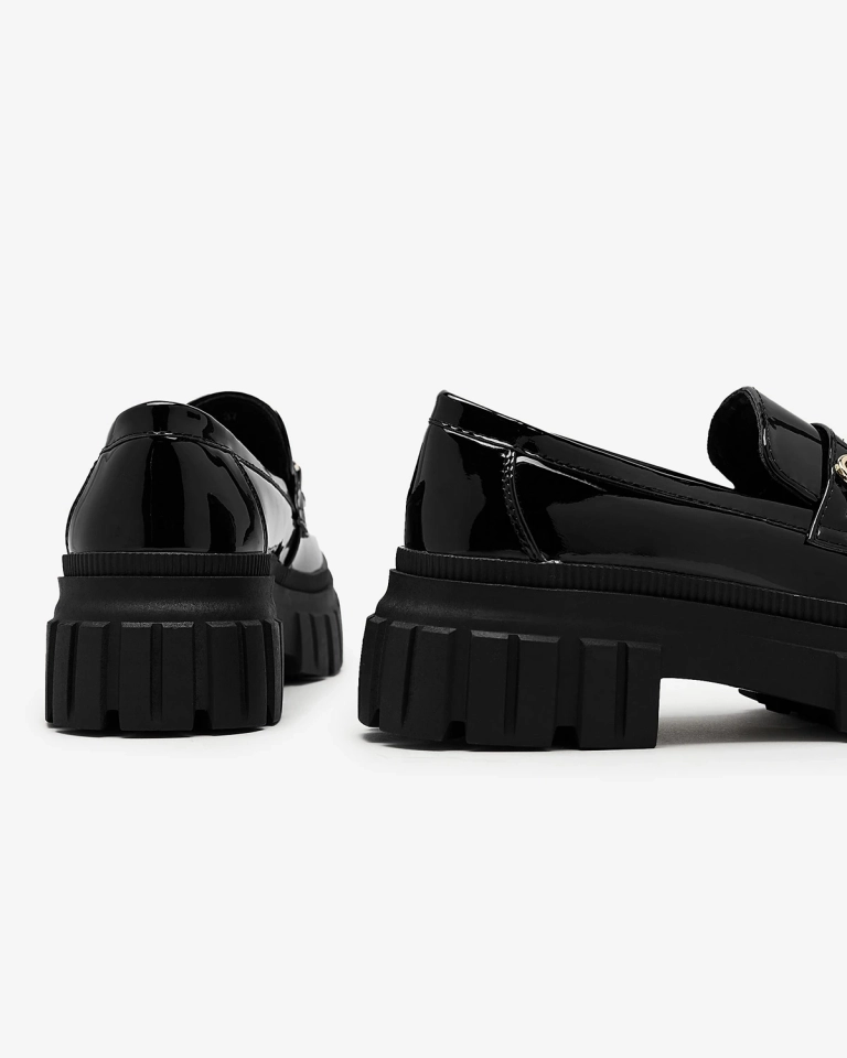 Moteriški juodi lakuoti mokasinai tvirtu padu Ferika - Avalynė