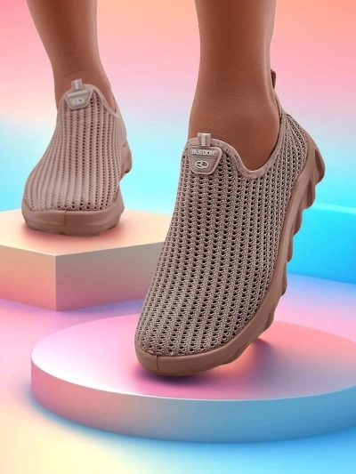 Royalfashion moterų slip-on audinės sportbačiai Erra