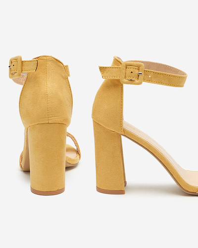 OUTLET Geltoni moteriški sandalai ant Mavine posto - Avalynė