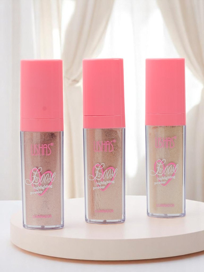 USHAS Birių tekstūrų veido švytėjimo suteikiantis higlighteris su kempinėle Golden Petal