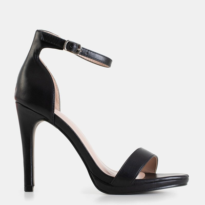 Juodi moteriški sandalai ant kulno Fibi - Avalynė