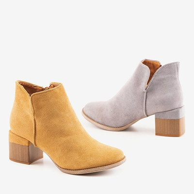 Brązowe damskie botki na słupku Leccia - Obuwie