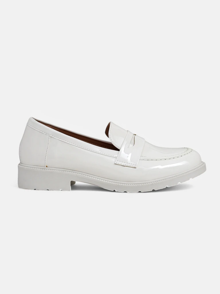 Royalfashion moteriški lakiniai loafers Aylay