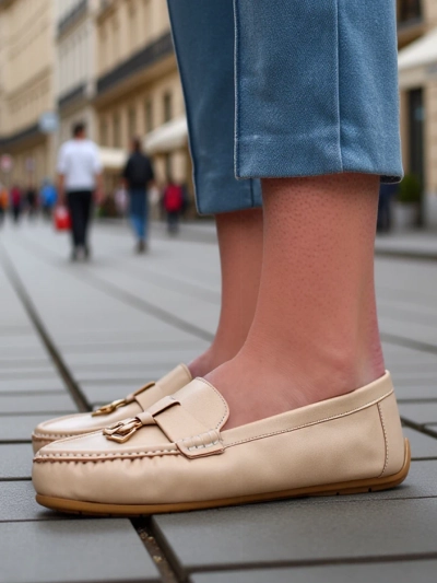 Royalfashion Матовые женские мокасины Timmone