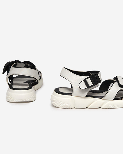 Vaikiški blizgūs basutės su baltomis „Leepe-Shoes“.
