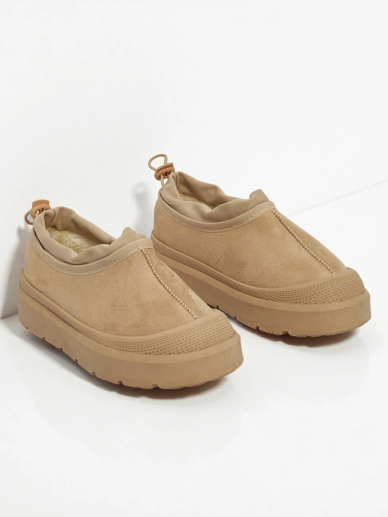 Короткие женские ботинки a'la снегоходы Velisee