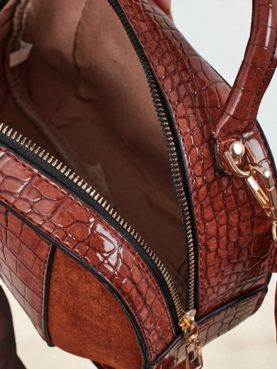 Maža moteriška rankinė iš lakinės eko odos „Lunar Space“