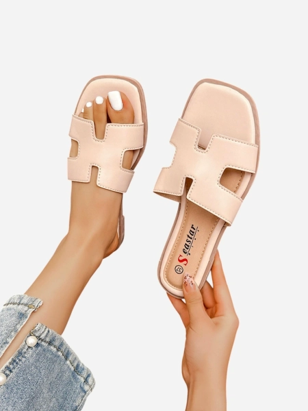 Royalfashion Moteriški plokščiu padu šlepetės Eval