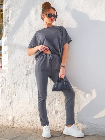 Комплект Royalfashion для женщин из хлопка с короткими рукавами и прямыми штанами