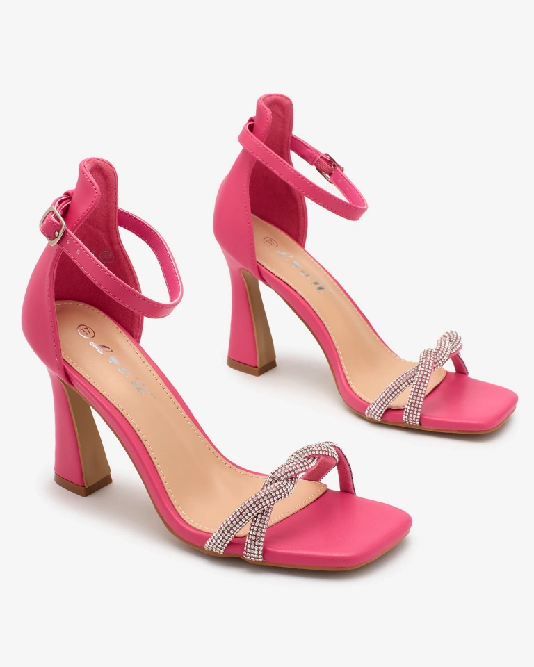 OUTLET Royalfashion Fuksijos spalvos moteriški sandalai "Sparkle Step" su cirkonais