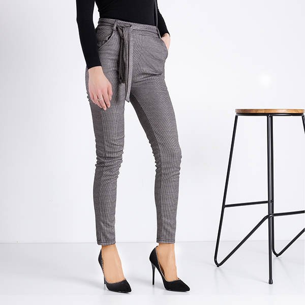 женские утепленные брюки коричневого цвета с рисунком «гусиные лапки» - Одежда