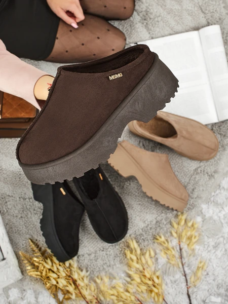 Trumpi moteriški aulinukai a'la sniego batai su kailiuku Noelina