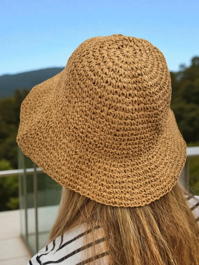 Royalfashion Damski kapelusz letni bucket hat z napisem - Kapelusz dla prawdziwej królowej stylu!