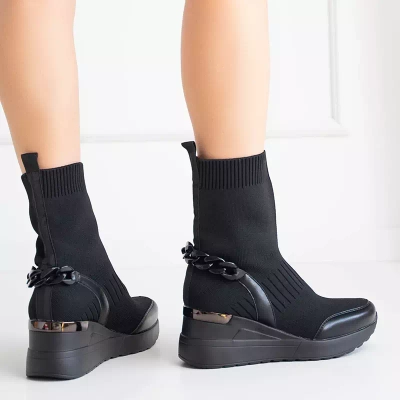 Черные женские ботильоны на танкетке Empleh