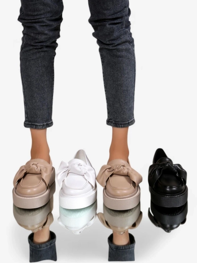 Royalfashion Elegantiškos moteriškos mokasinos su kaspinu Ortto