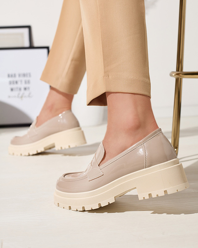 Šviesiai rudi lakuoti mokasinai moterims Noppel Footwear