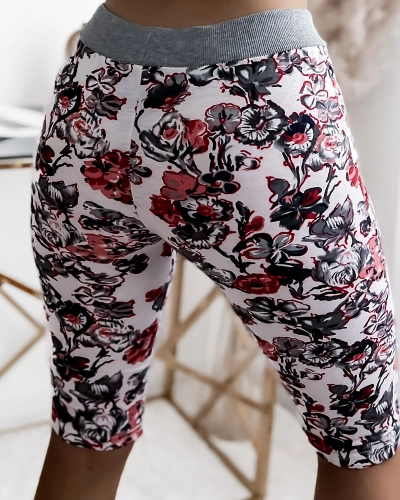 Royalfashion Женские узорчатые шорты 3/4 серо-красного цвета PLUS SIZE