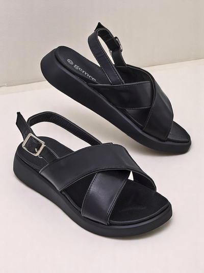 Royalfashion Women's Riva Star sandals on a thicker sole