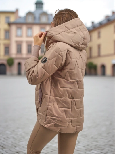 Женская стеганая куртка с капюшоном и манжетами на рукавах Raven Peak