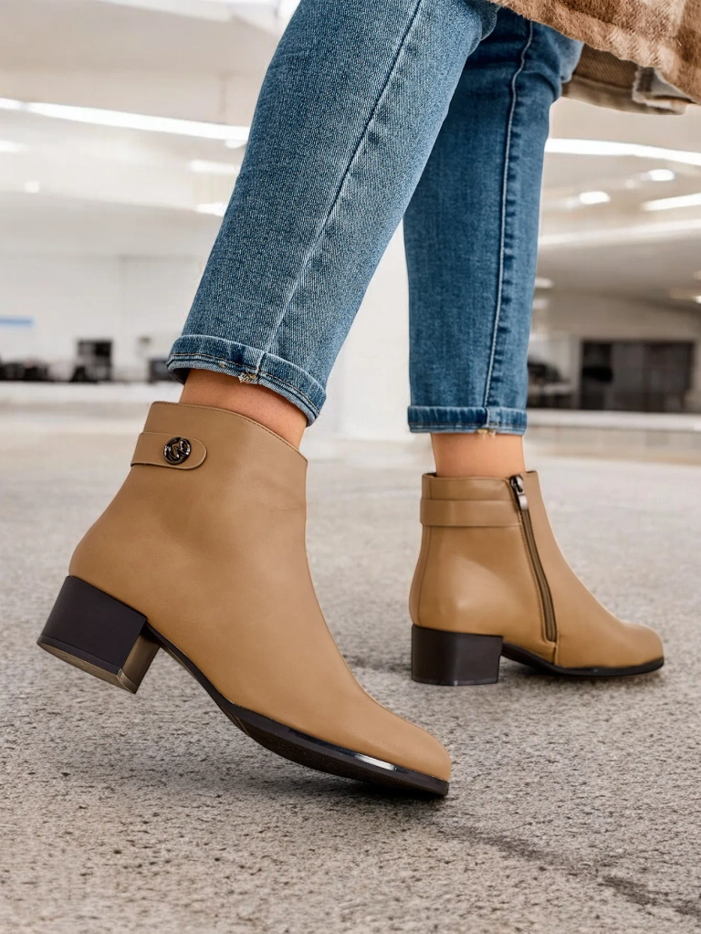 Женские сапоги Royalfashion Letitto