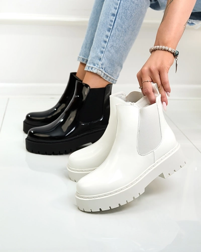 Royalfashion Белые лакированные женские сапоги без каблука Glossy Chic