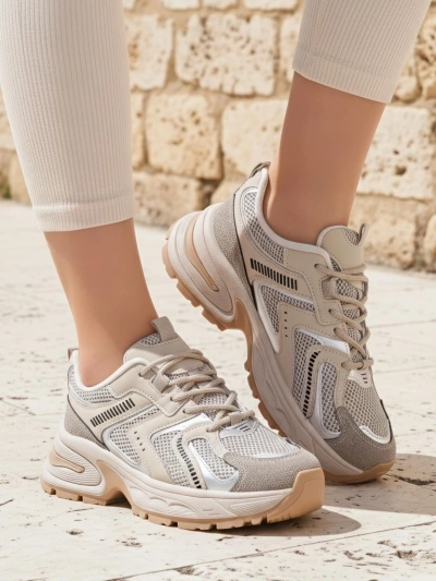 Женские кроссовки Aurelia Luna Royalfashion на шнуровке, цвет экрю