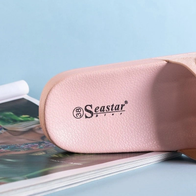 OUTLET Rožinės guminės šlepetės su „Masandra“ ornamentais - Avalynė